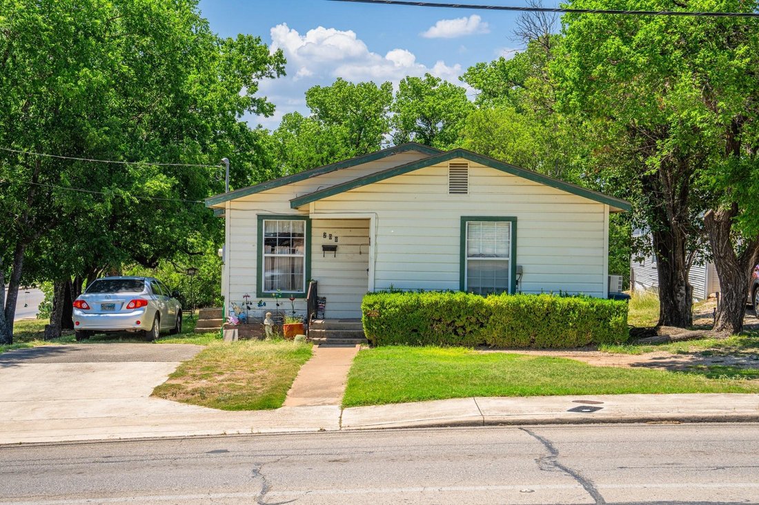 House in Kerrville, Texas, United States 2 - 17209132