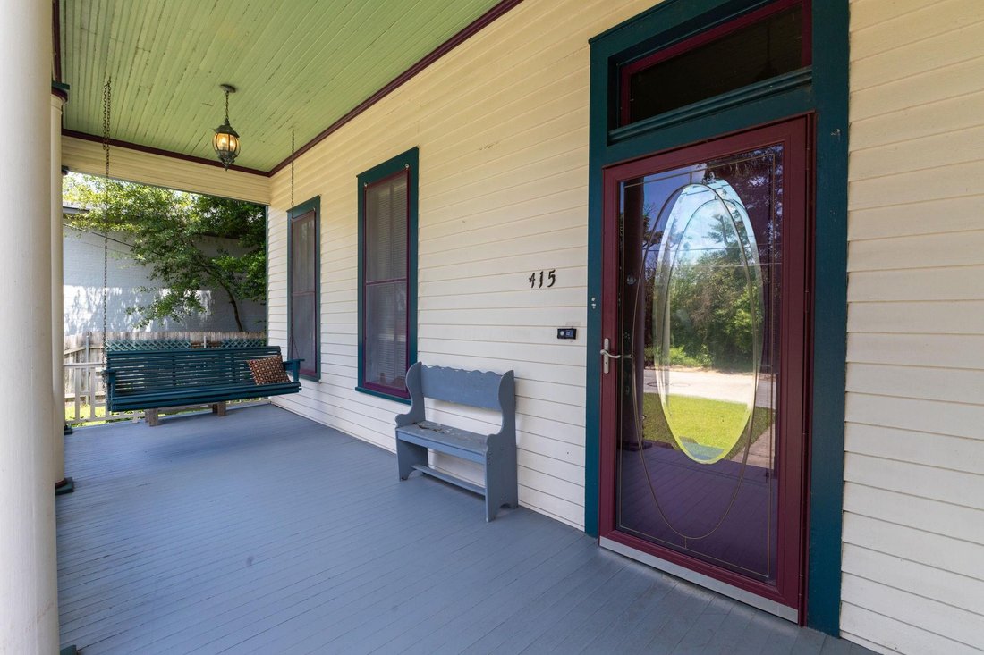 House in Brenham, Texas, United States 3 - 17209373