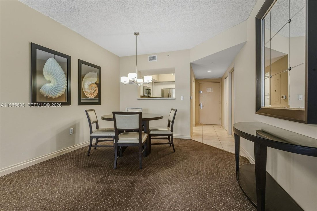 Condo in Sunny Isles Beach, Florida, United States 3 - 17202347
