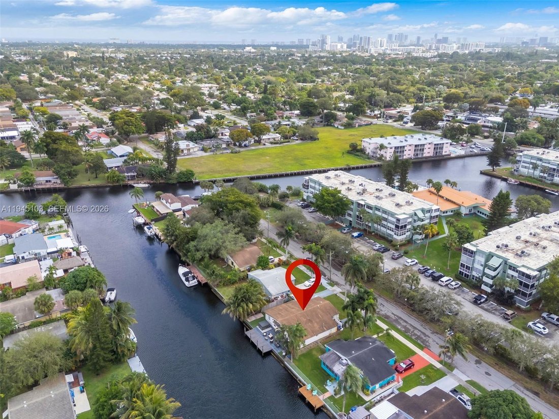 House in Hollywood, Florida, United States 2 - 17203821