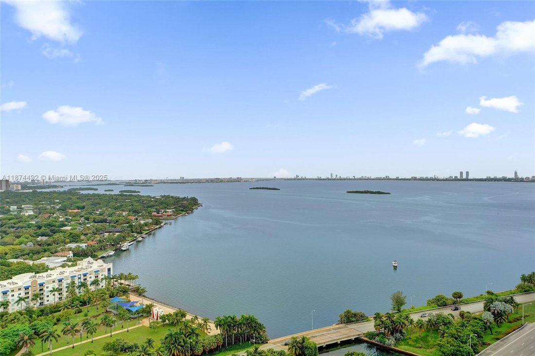 Condo in Miami, Florida, United States 4 - 17204655