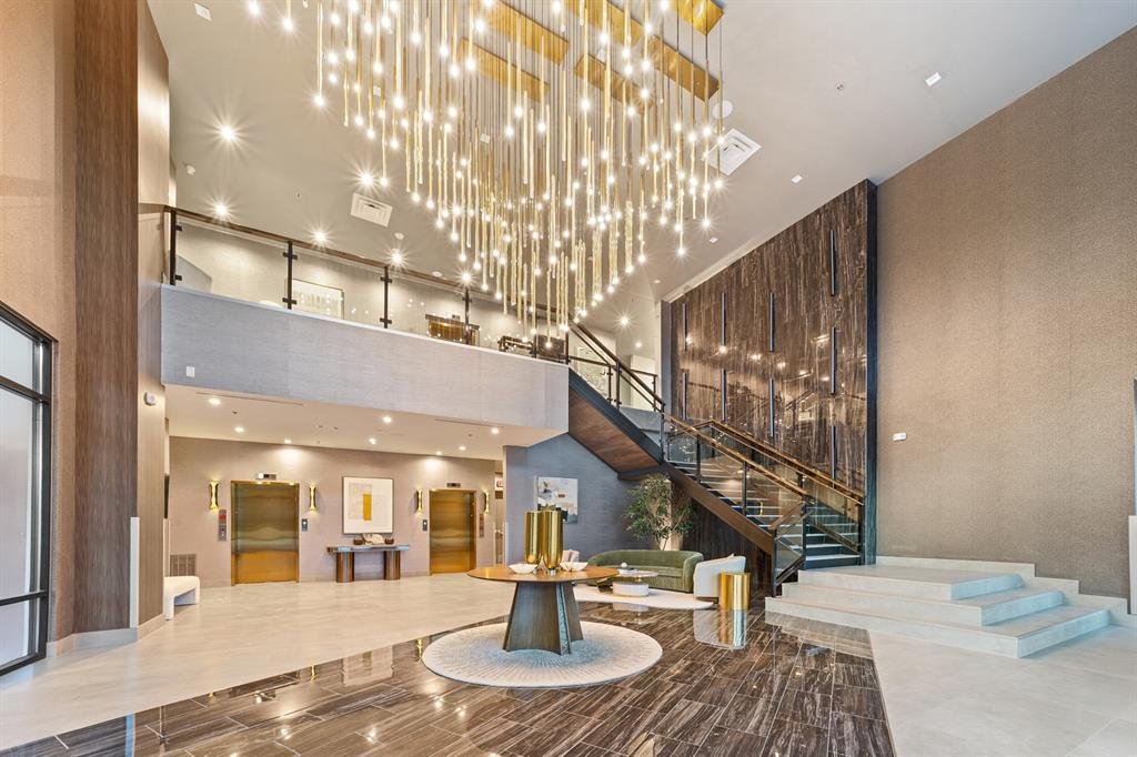 Condo in Dallas, Texas, United States 2 - 17214353