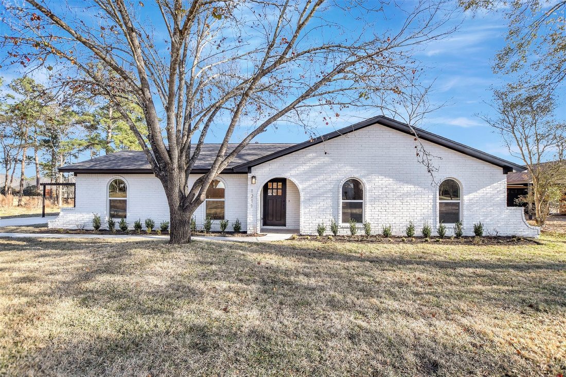 House in Pinehurst, Texas, United States 1 - 17209244