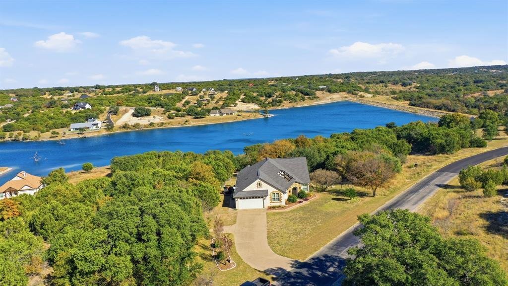 House in Bluff Dale, Texas, United States 1 - 17215777