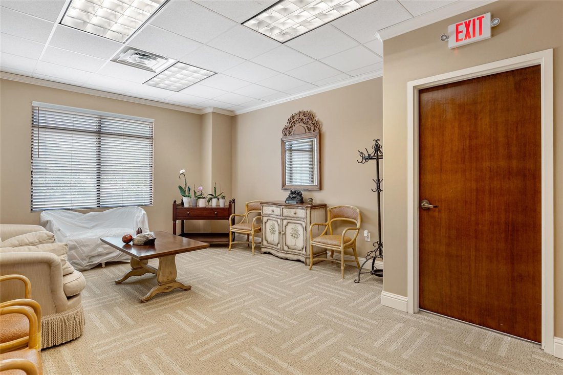 Houston, Texas, United States 4 - 17209084