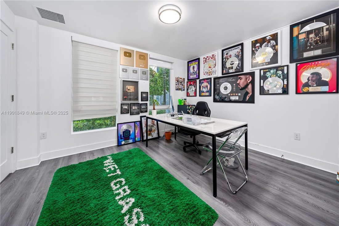 Townhouse in Doral, Florida, United States 4 - 17205412