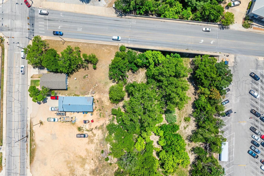 House in Kerrville, Texas, United States 5 - 17209132