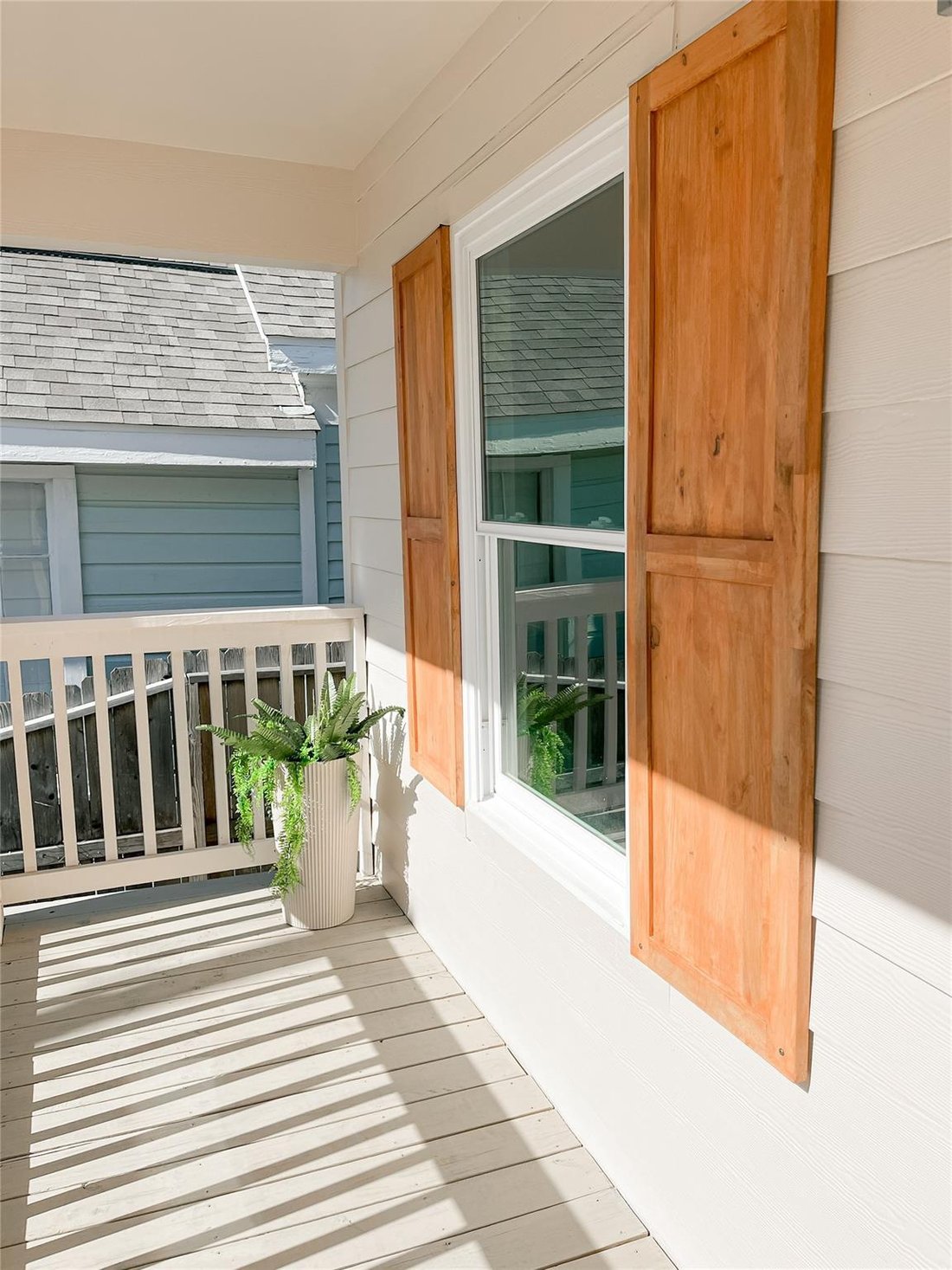 House in Galveston, Texas, United States 2 - 17208904
