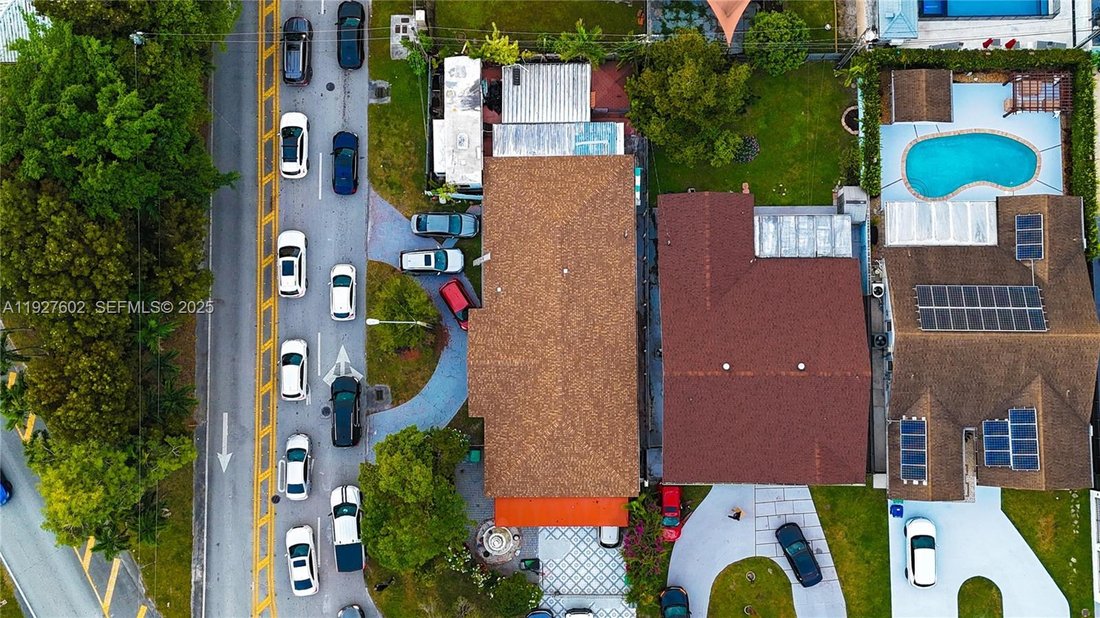 House in Miami, Florida, United States 4 - 17203094