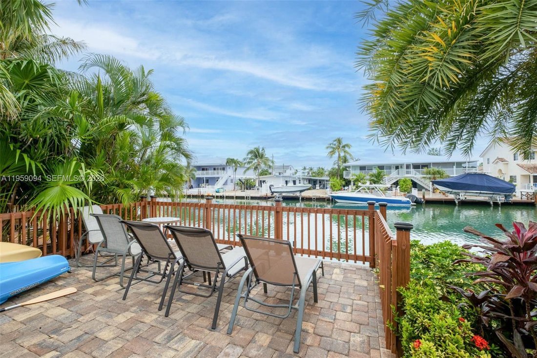 House in Key Colony Beach, Florida, United States 2 - 17204835