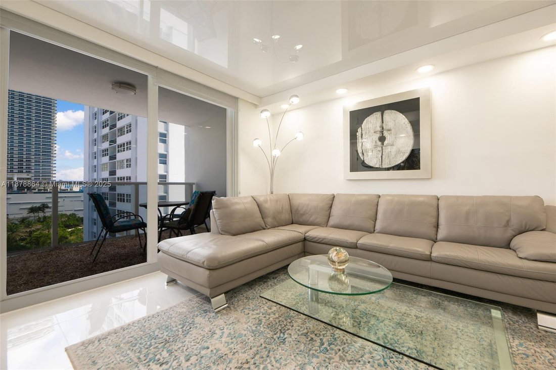 Condo in Hallandale Beach, Florida, United States 5 - 17202408