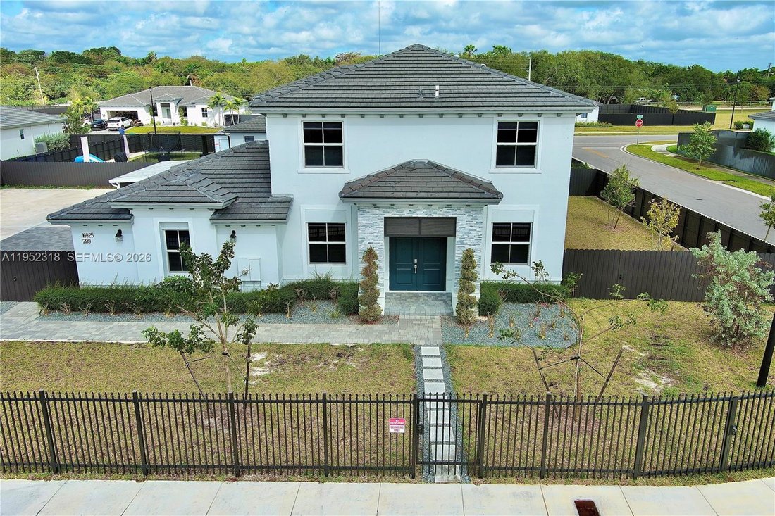 House in Homestead, Florida, United States 2 - 17204983