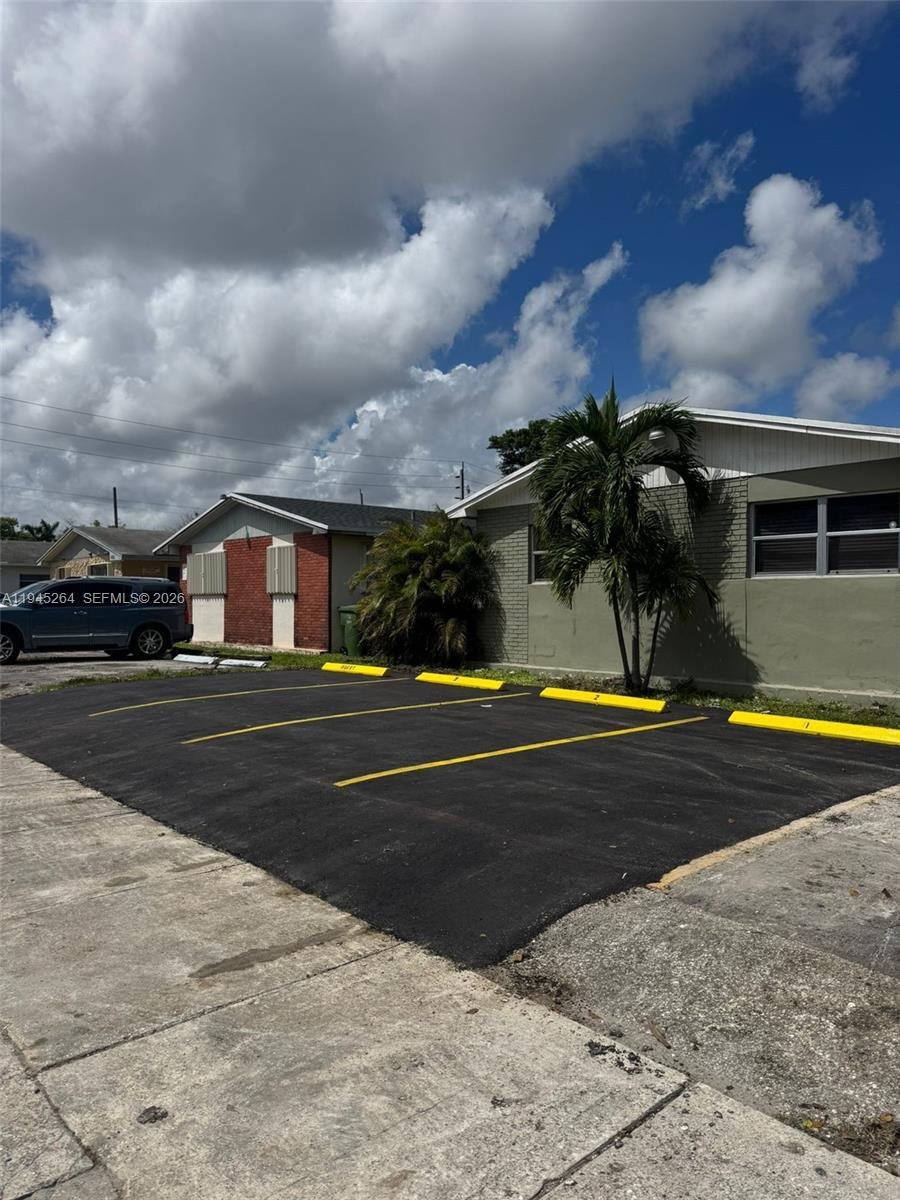 House in Hallandale Beach, Florida, United States 2 - 17205896
