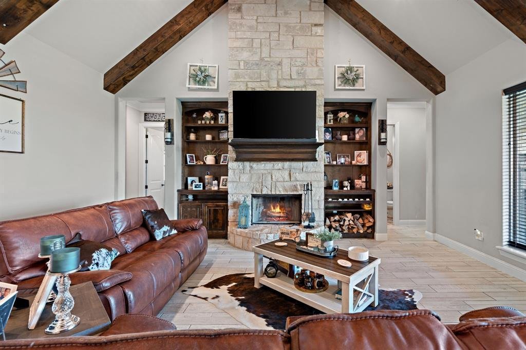 House in Weatherford, Texas, United States 5 - 17215345