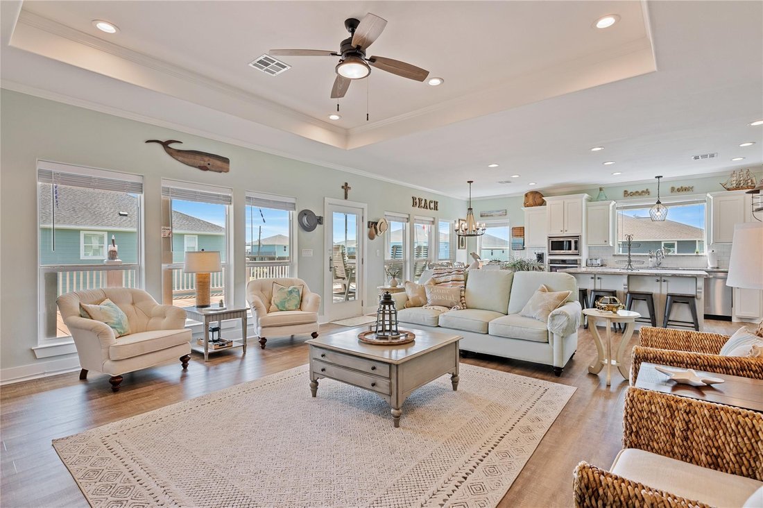 House in Bolivar Peninsula, Texas, United States 2 - 17209802