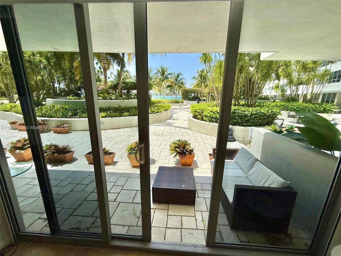 Condo in Miami Beach, Florida, United States 2 - 17203698