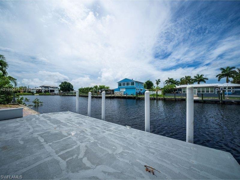 House in North Fort Myers, Florida, United States 3 - 17203915