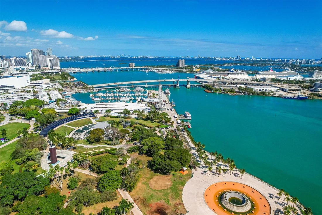 Condo in Miami, Florida, United States 2 - 17203378