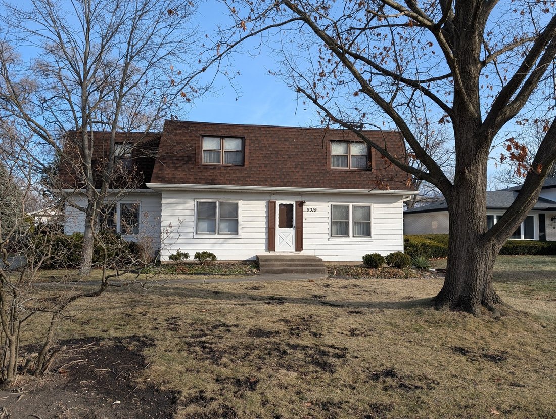 House in Des Plaines, Illinois, United States 3 - 17203833