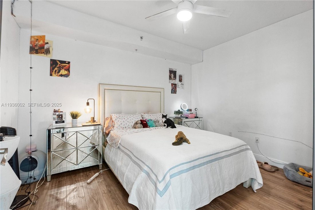 Condo in Miami Beach, Florida, United States 3 - 17205317