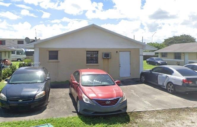 House in Miami, Florida, United States 1 - 17202163