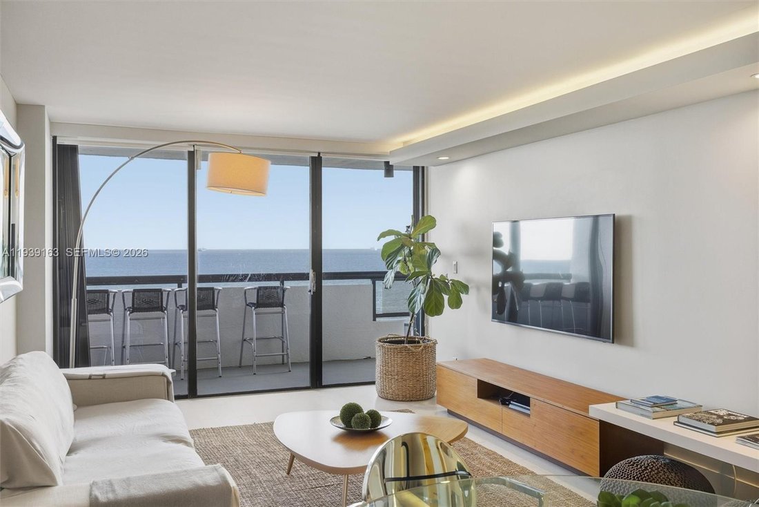 Condo in Miami Beach, Florida, United States 5 - 17202806