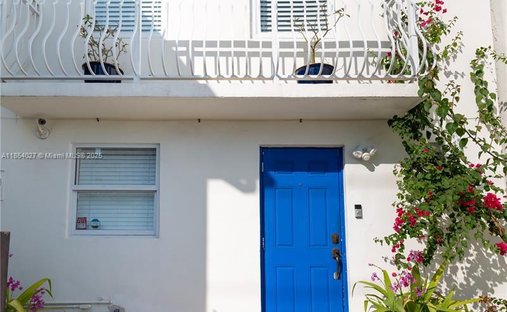 Townhouse in North Miami Beach, Florida, United States 1