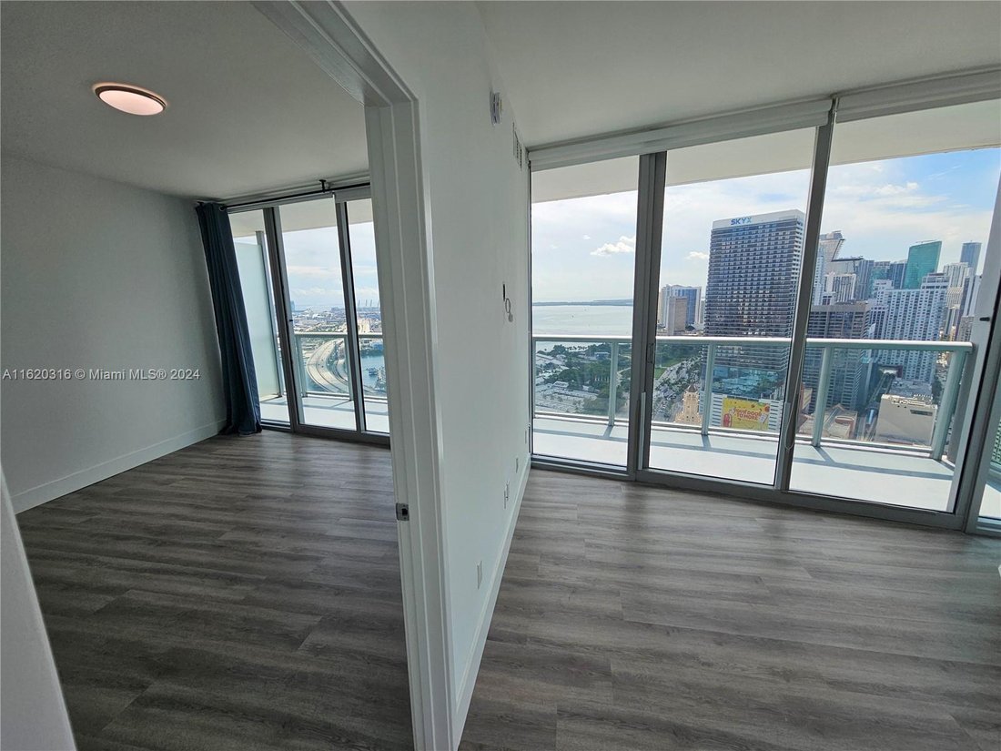 Condo in Miami, Florida, United States 5 - 17203863