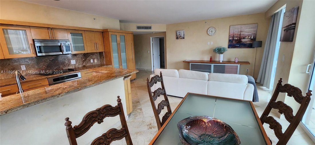 Condo in Sunny Isles Beach, Florida, United States 5 - 17203691