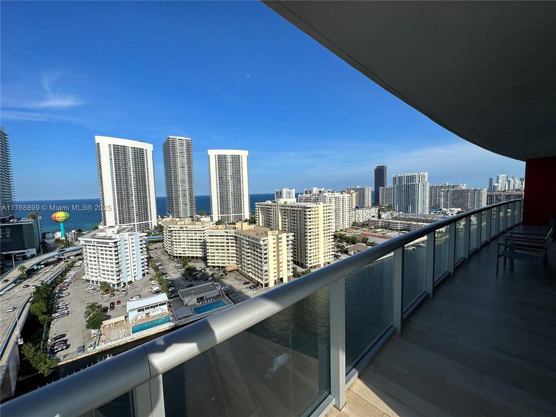 Condo in Hallandale Beach, Florida, United States 2 - 17202599