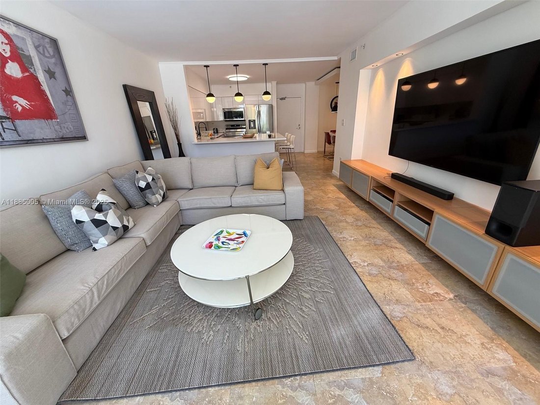 Condo in Miami Beach, Florida, United States 5 - 17203698