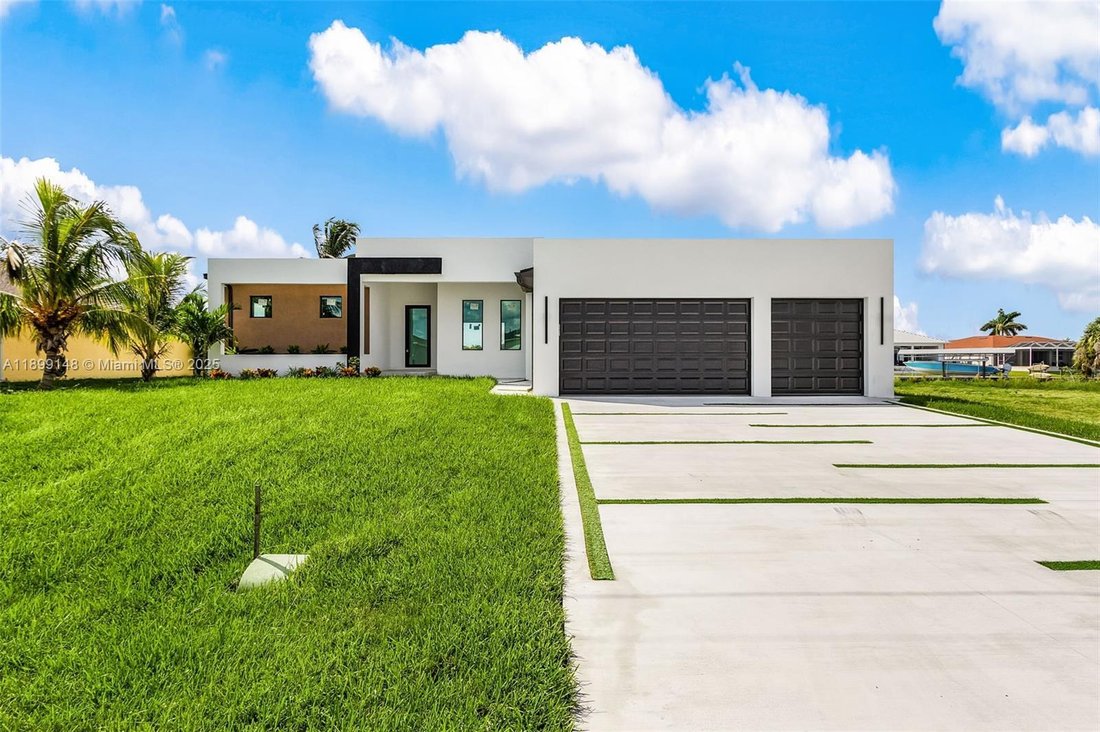 House in Cape Coral, Florida, United States 1 - 17205505