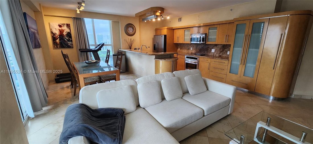 Condo in Sunny Isles Beach, Florida, United States 1 - 17203691