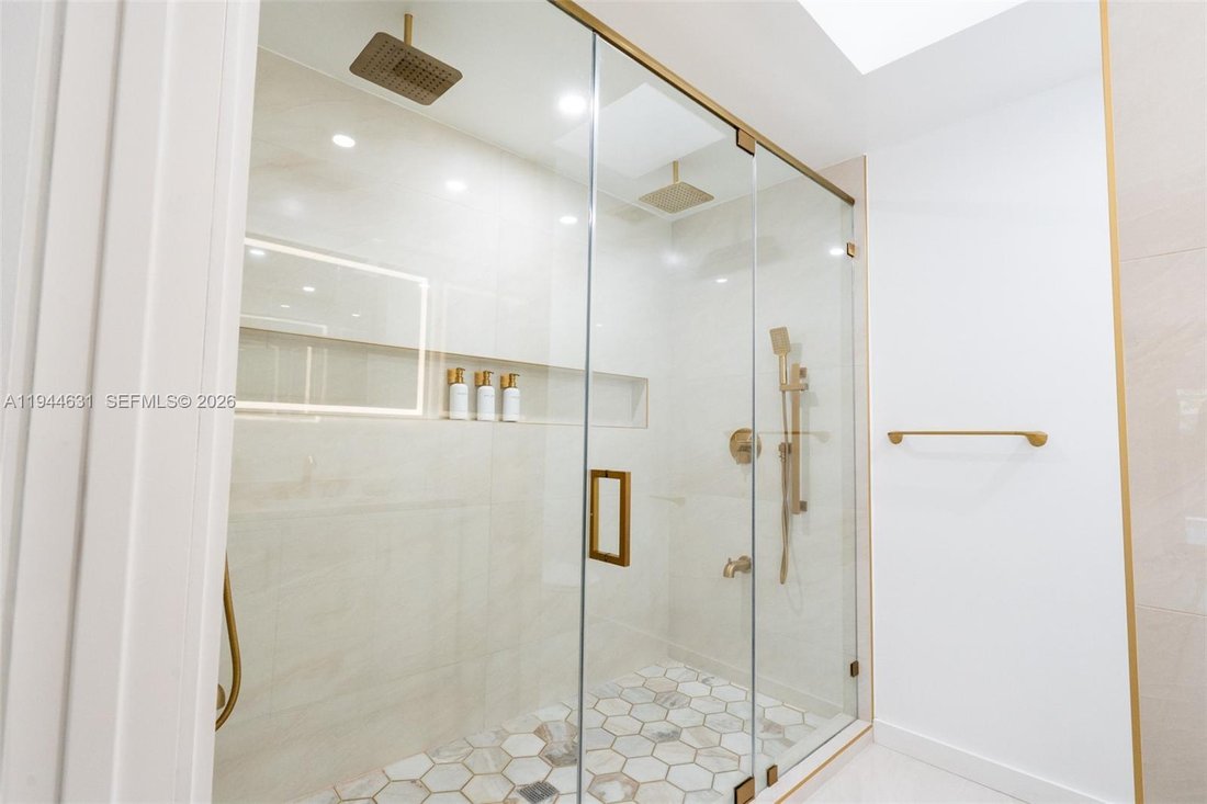 House in West Miami, Florida, United States 3 - 17205865