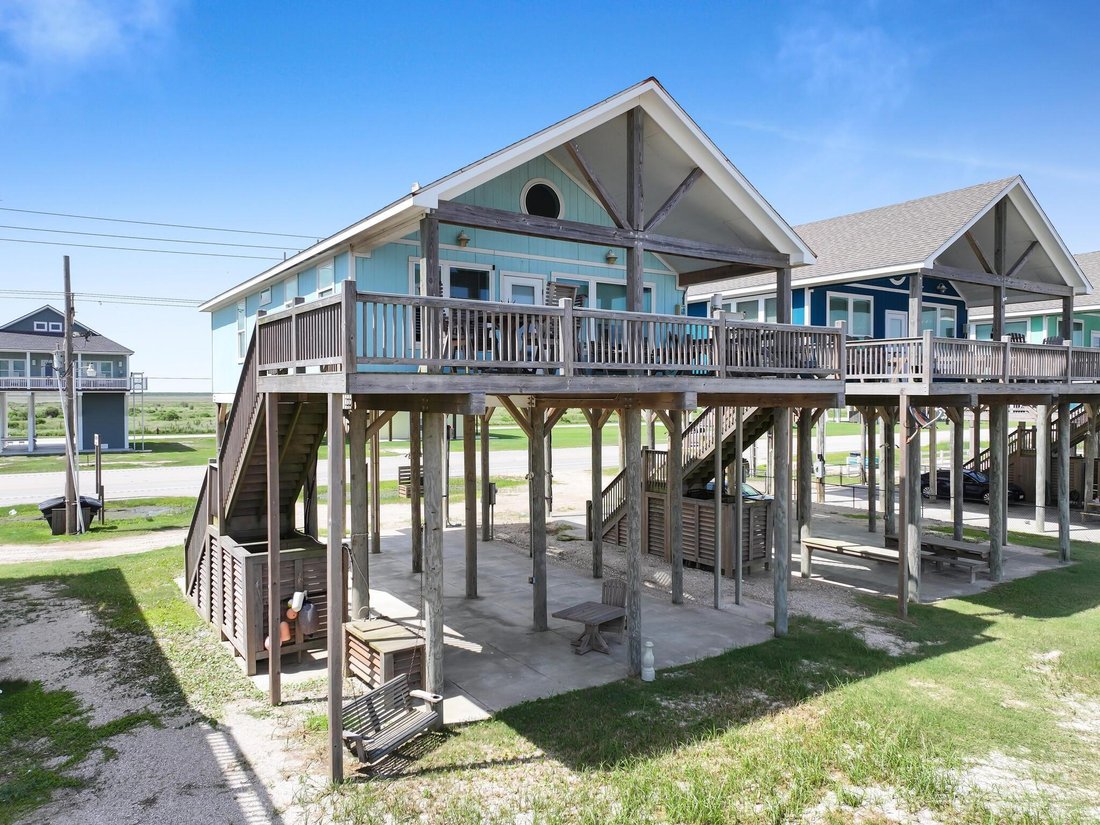 House in Bolivar Peninsula, Texas, United States 1 - 17210492