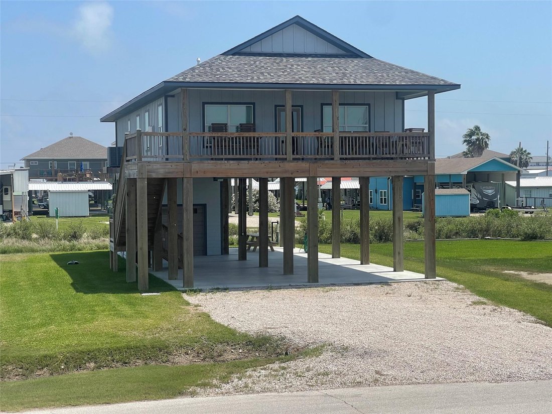 House in Bolivar Peninsula, Texas, United States 2 - 17210620