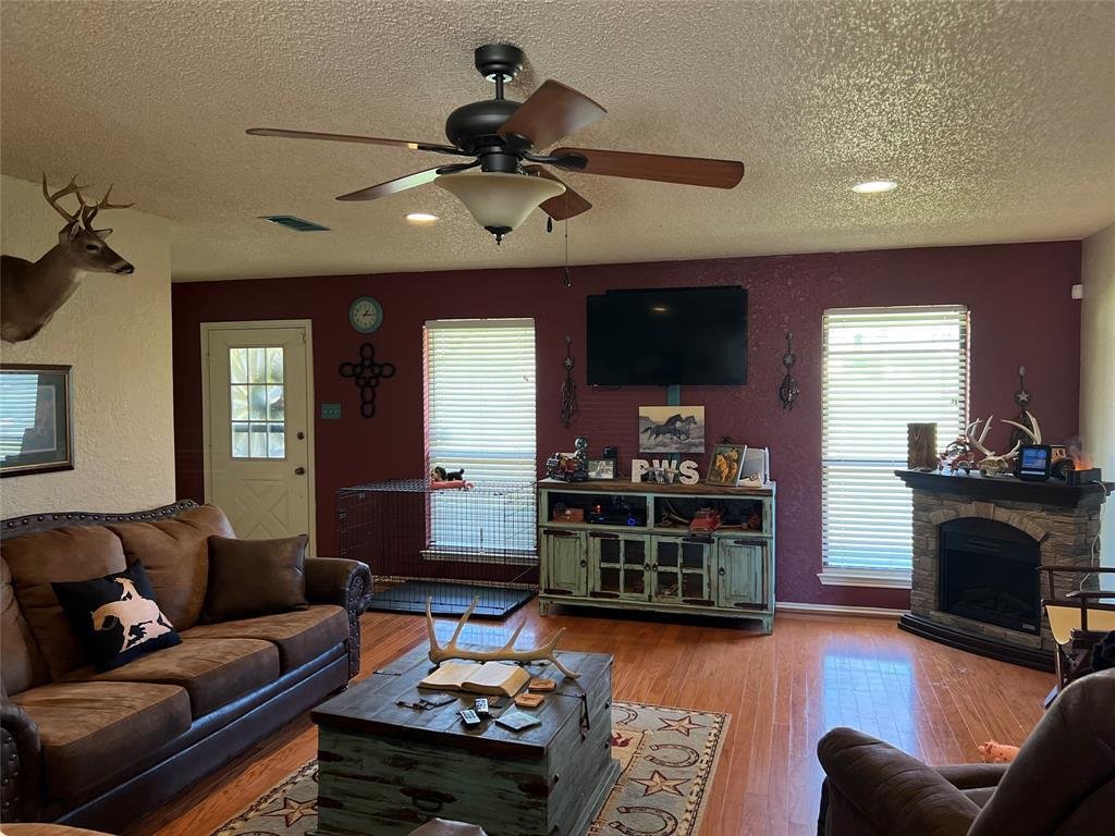House in Granbury, Texas, United States 4 - 17211708