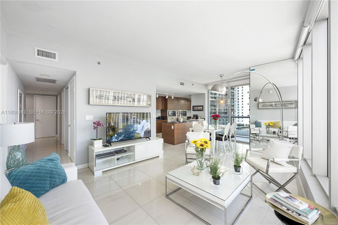 Condo in Miami, Florida, United States 3 - 16639373