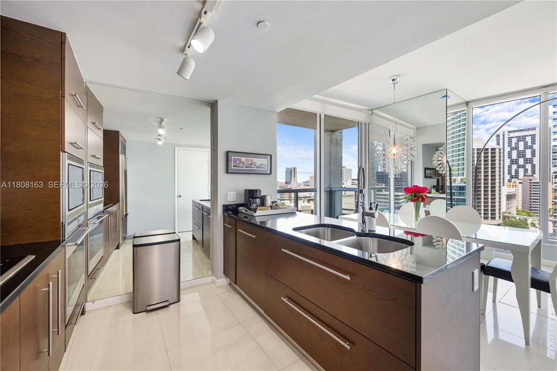 Condo in Miami, Florida, United States 5 - 16639373