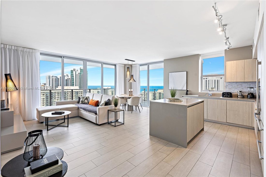 Appartement à Hollywood, Floride, États-Unis 2 - 17203840