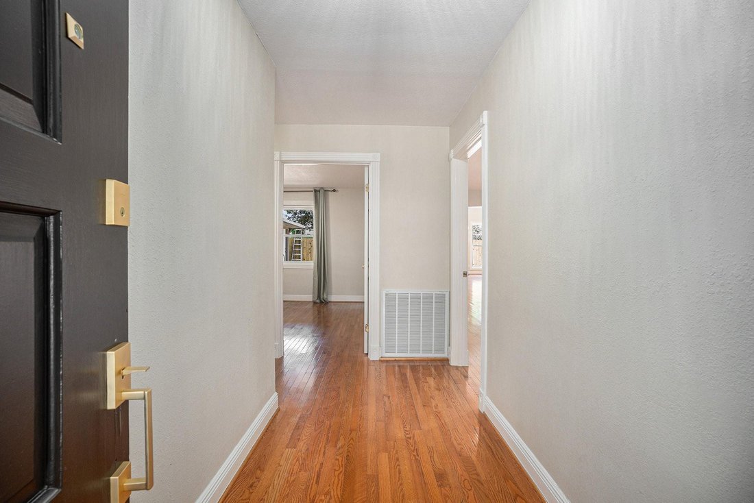 House in Galveston, Texas, United States 4 - 17207804