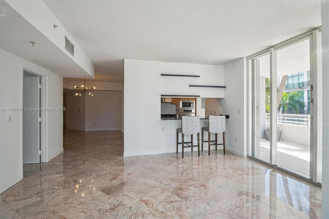 Condo in Miami Beach, Florida, United States 3 - 17202430