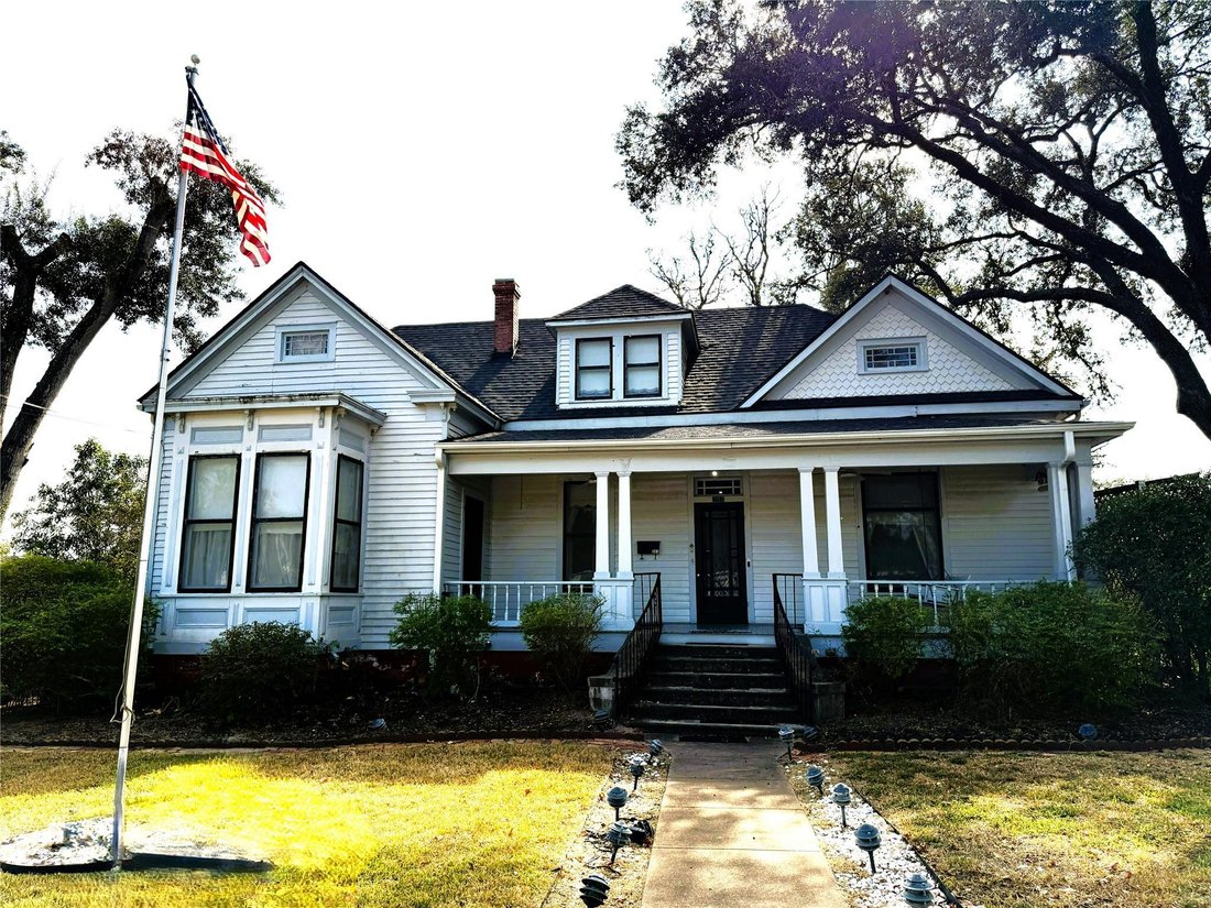 House in Bellville, Texas, United States 1 - 17209750