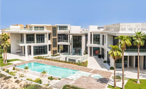Villa in Dubai, Dubai, United Arab Emirates 1