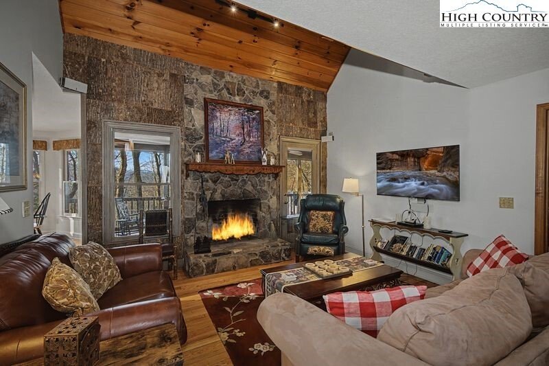 House in Ferguson, North Carolina, United States 5 - 17221074
