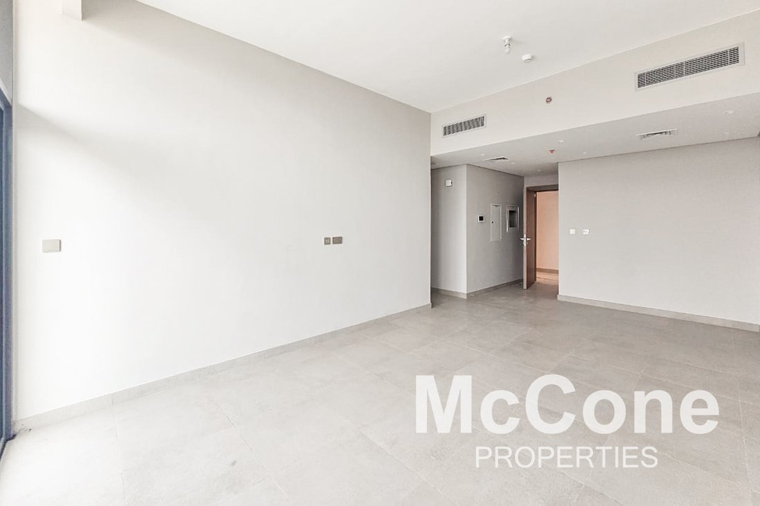 Apartment in Al Furjan, Dubai, United Arab Emirates 2 - 17220190