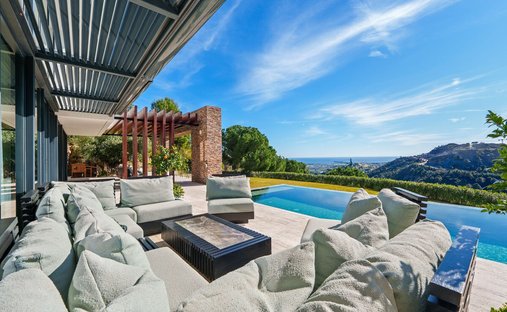 Villa in Benahavis, Andalusia, Spain 1