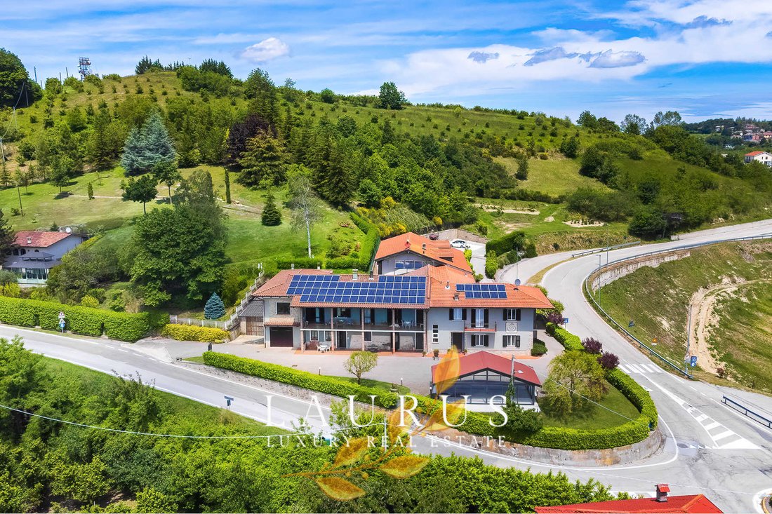 Casa de Campo en Alba, Piamonte, Italia 2 - 17217996