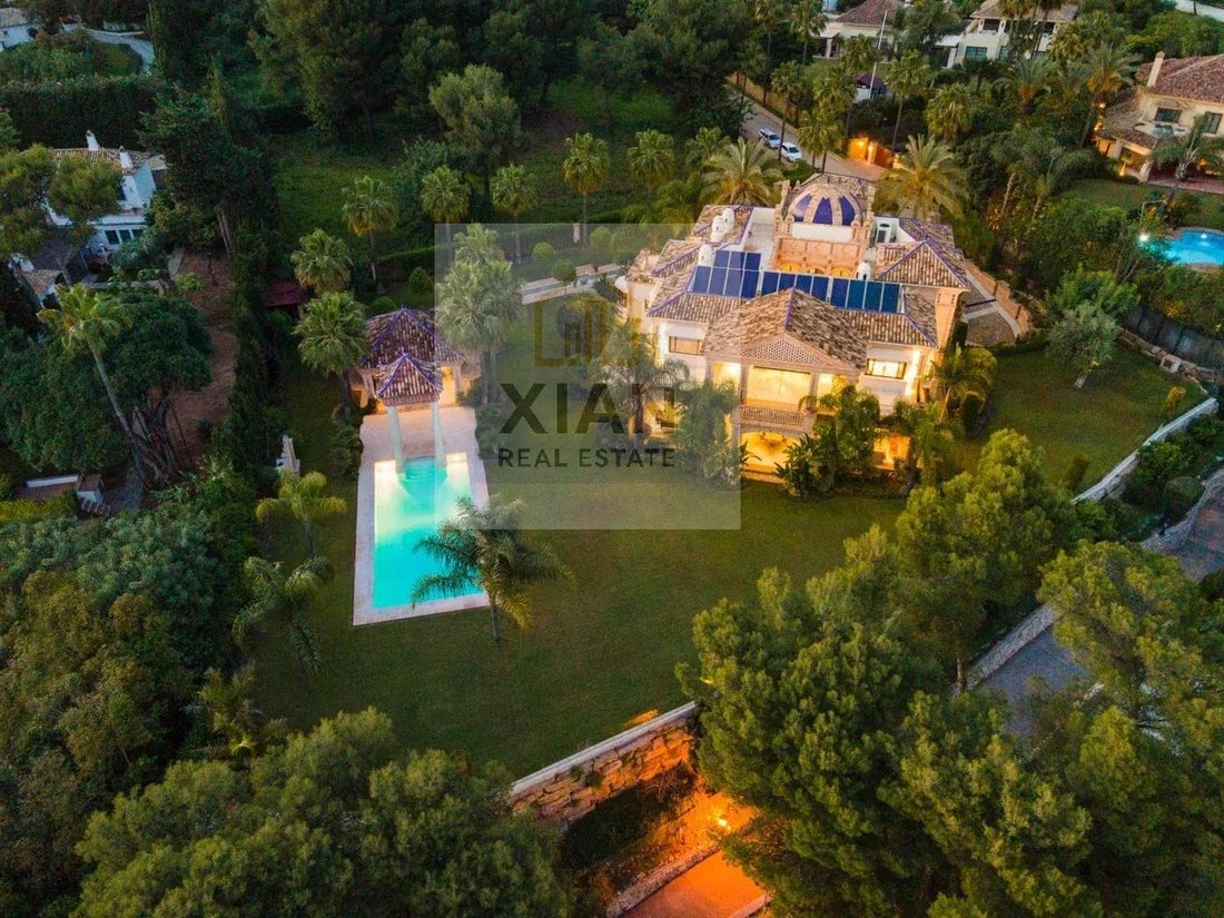 Villa à Sierra Blanca, Marbella, Espagne 1 - 12241649