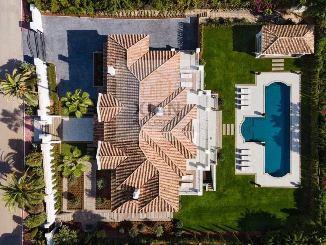 Villa in Sierra Blanca, Marbella, Spain 3 - 12490913